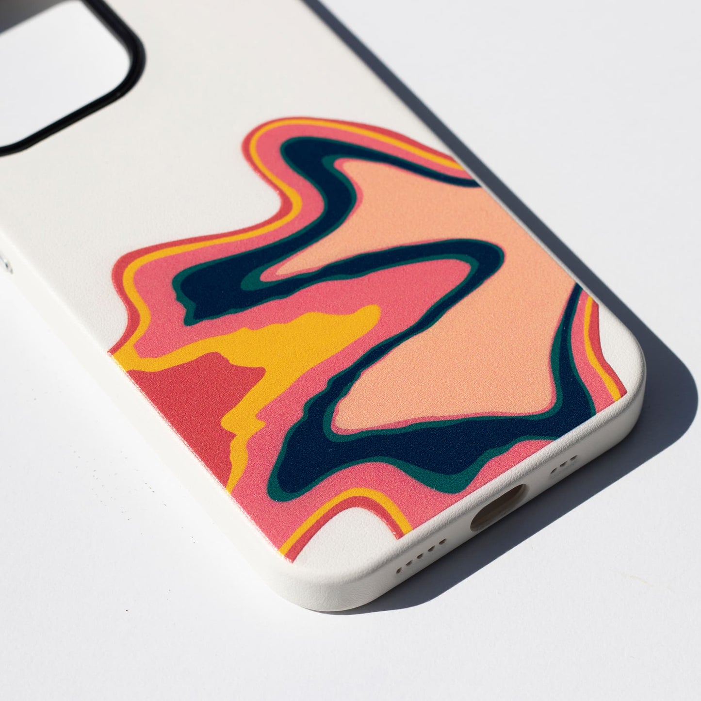 US IN ESSENCE-iPhone 14 Leather Kılıf