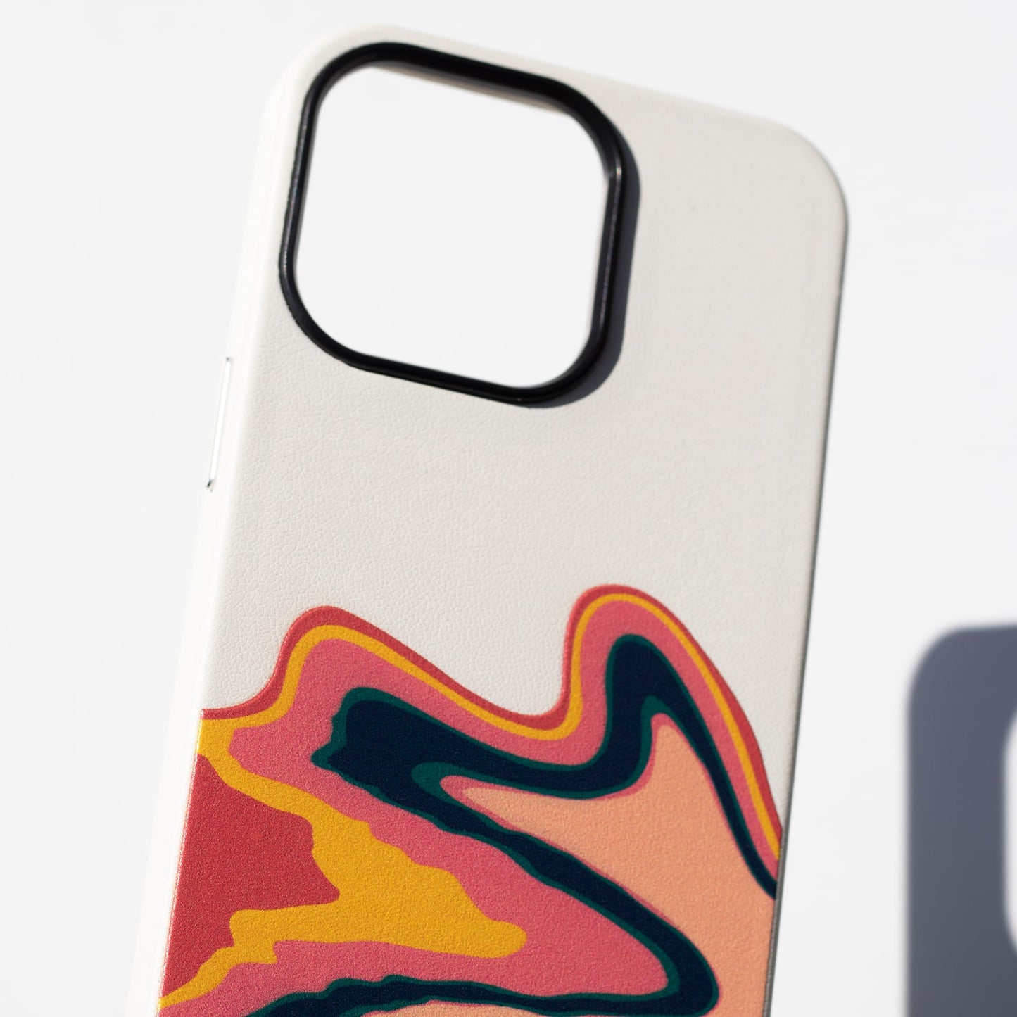 US IN ESSENCE-iPhone 14 Leather Kılıf