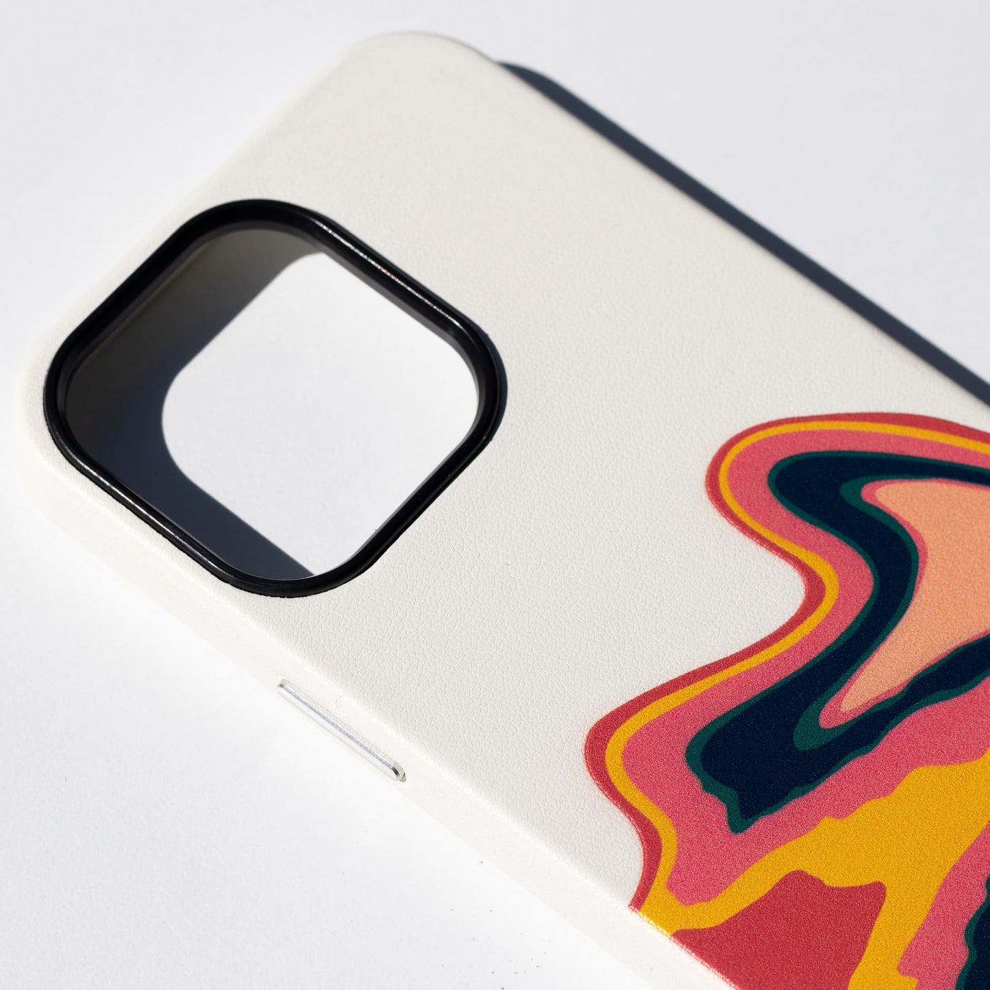 US IN ESSENCE-iPhone 14 Leather Kılıf