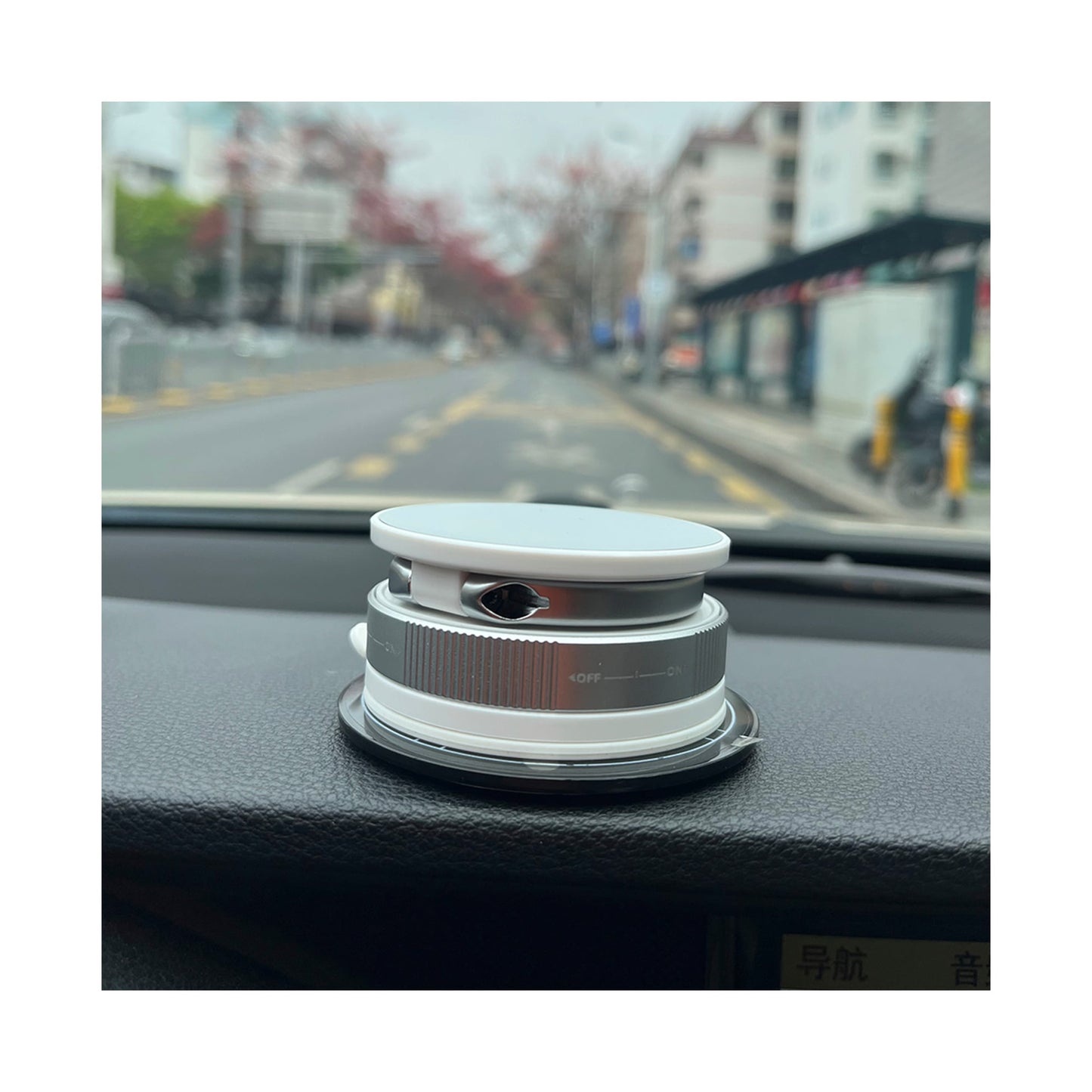 NEW-Sturdy 360° Vakumlu MagSafe Özellikli Telefon Tutucu
